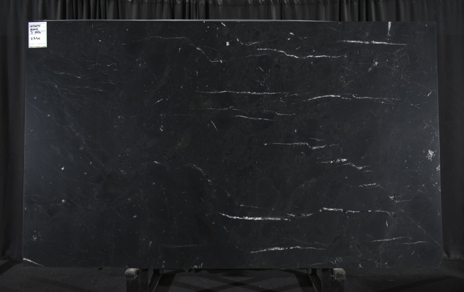 Black Diamond Quartzite slab